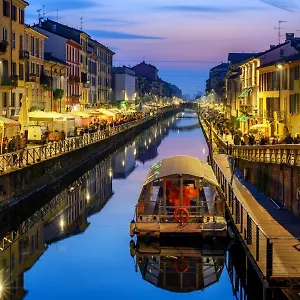 https://ca-foscari-pop-naviglio.it-lombardy.com